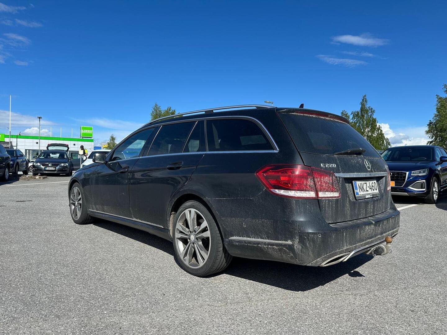 MERCEDES-BENZ E 2016