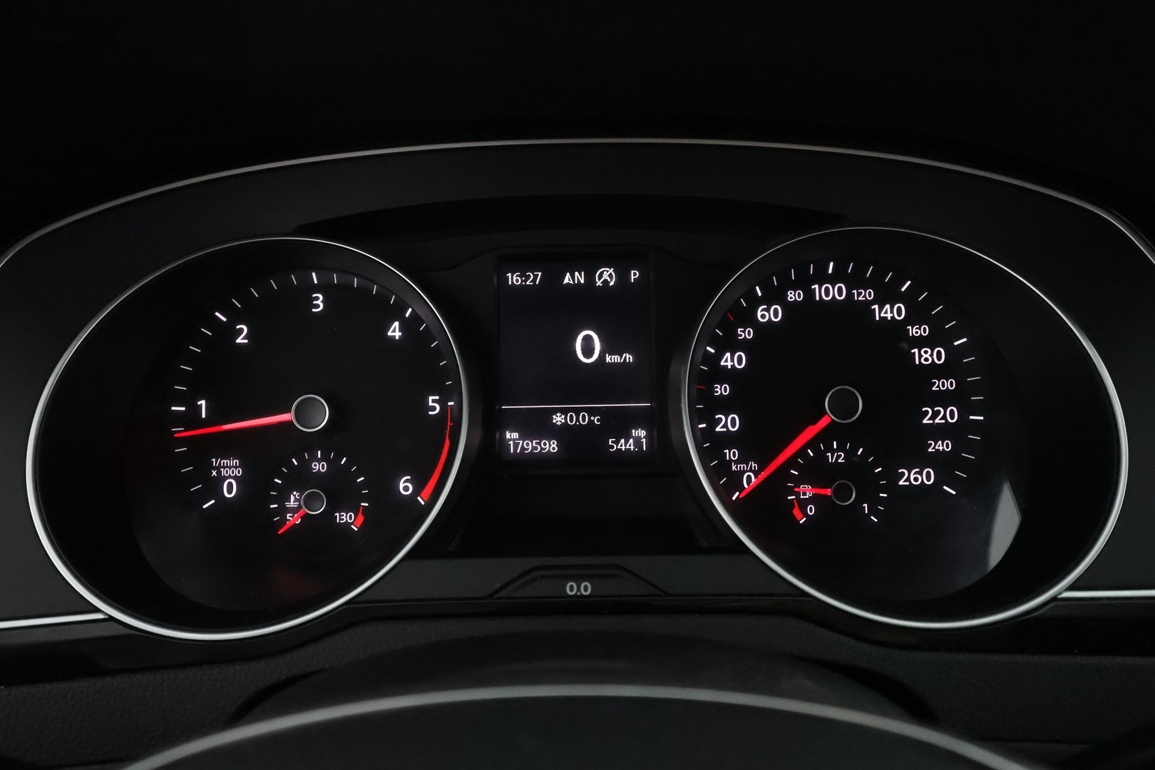 VOLKSWAGEN Passat 2019