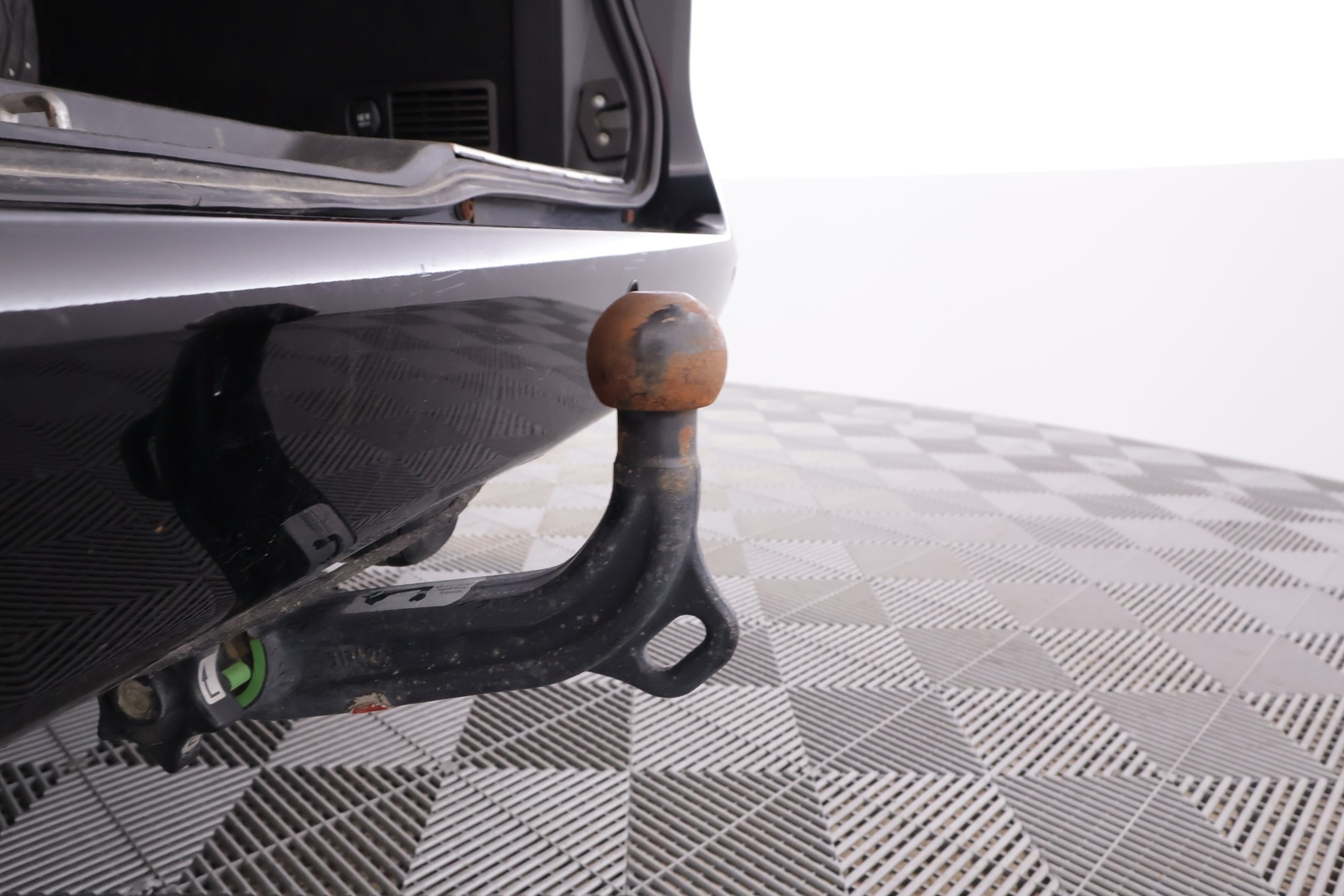 MERCEDES-BENZ V 2016