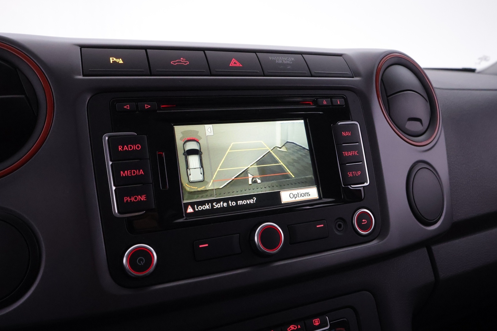 VOLKSWAGEN Amarok 2014