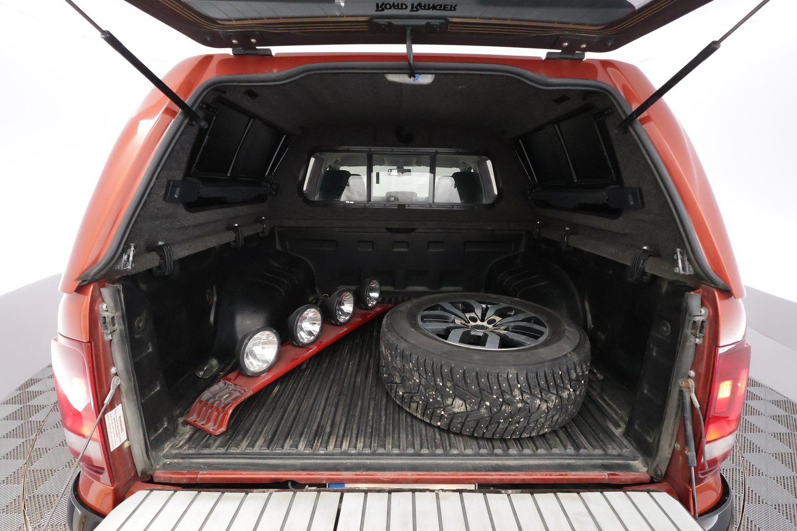 VOLKSWAGEN Amarok 2014