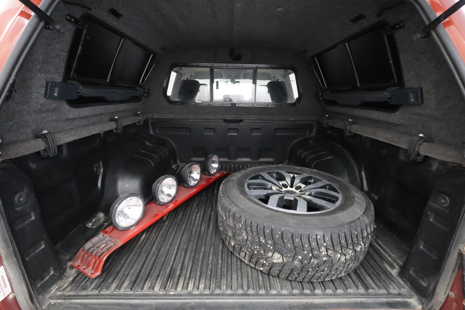 VOLKSWAGEN Amarok 2014