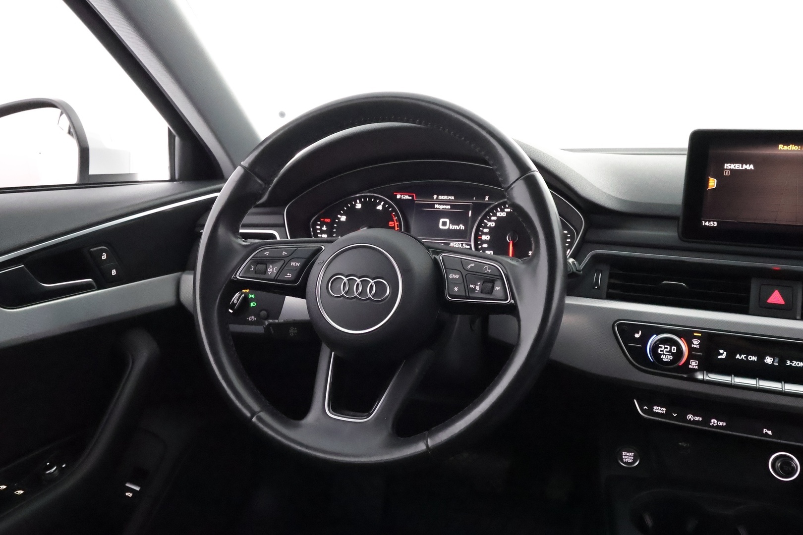 AUDI A4 2018