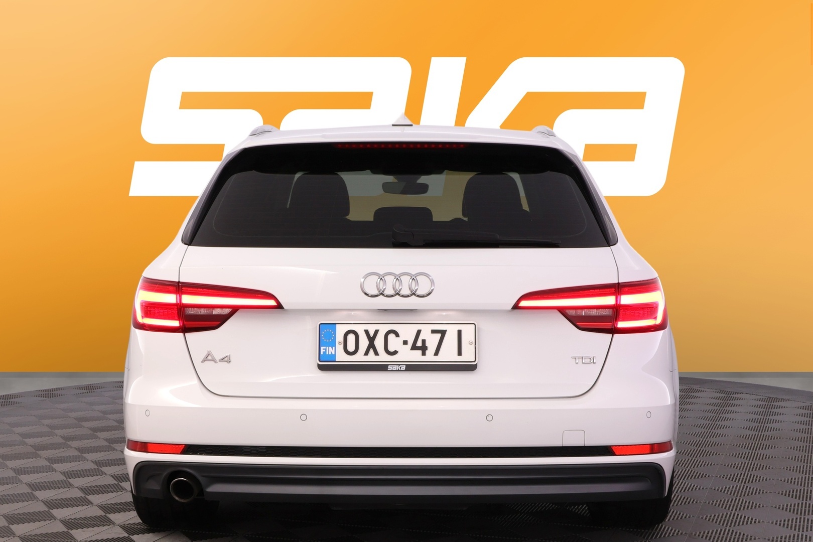 AUDI A4 2018