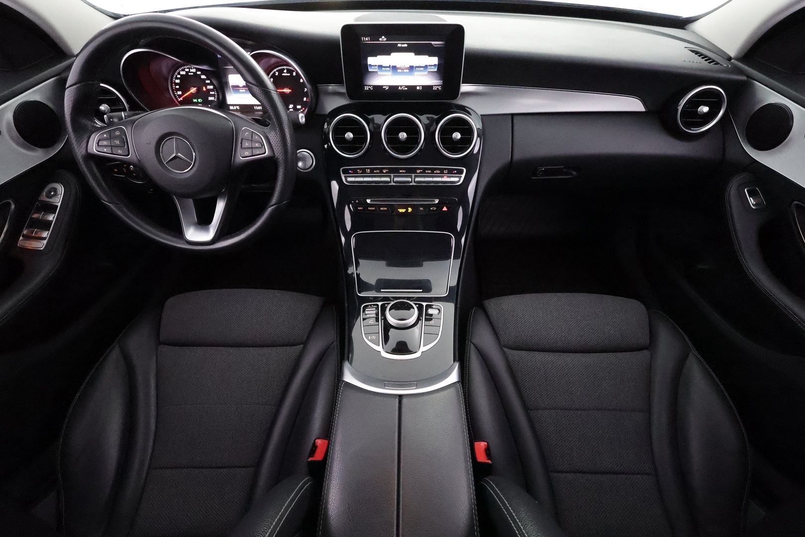 MERCEDES-BENZ C 2018