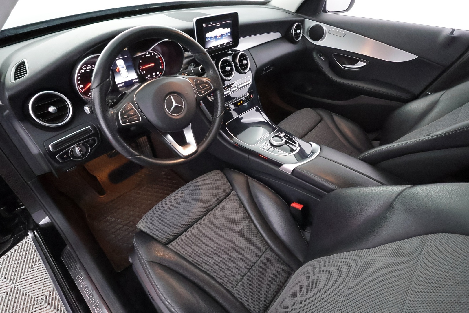 MERCEDES-BENZ C 2018