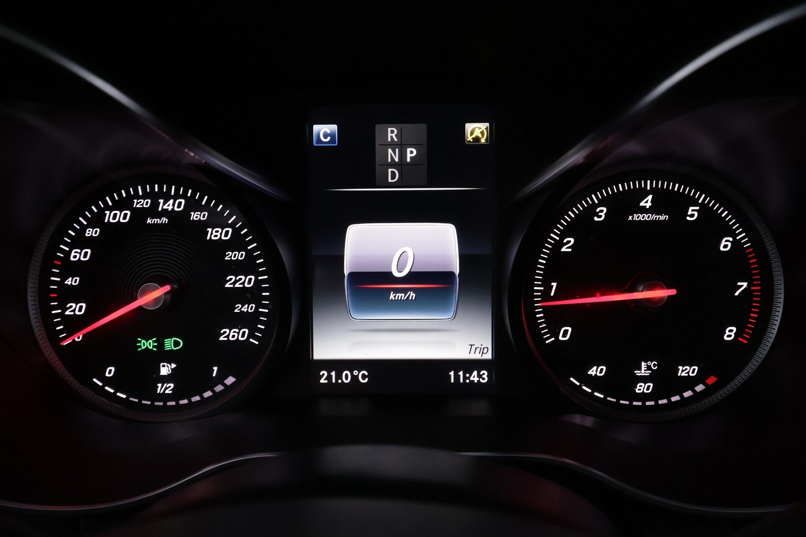 MERCEDES-BENZ C 2018