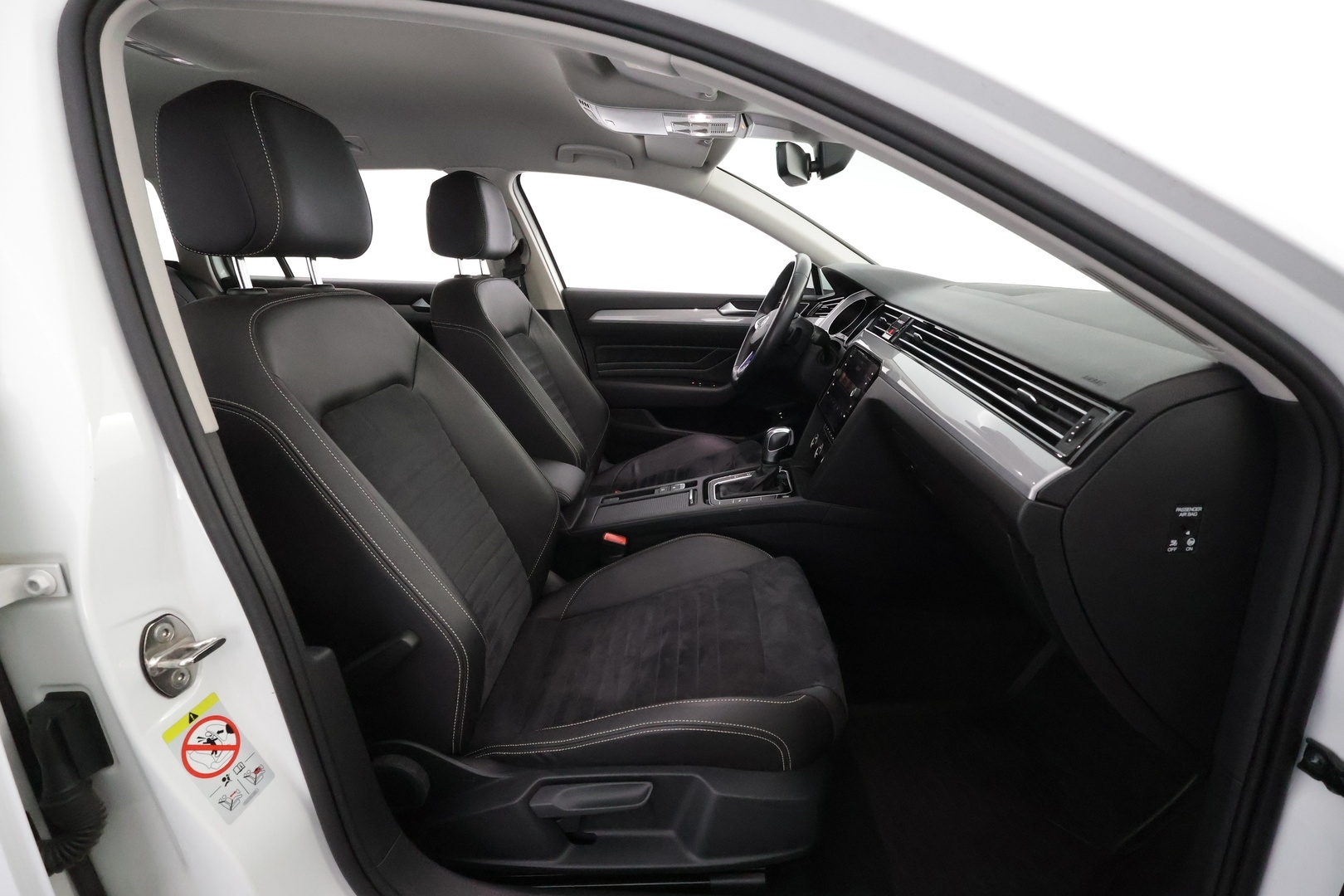 VOLKSWAGEN Passat 2020