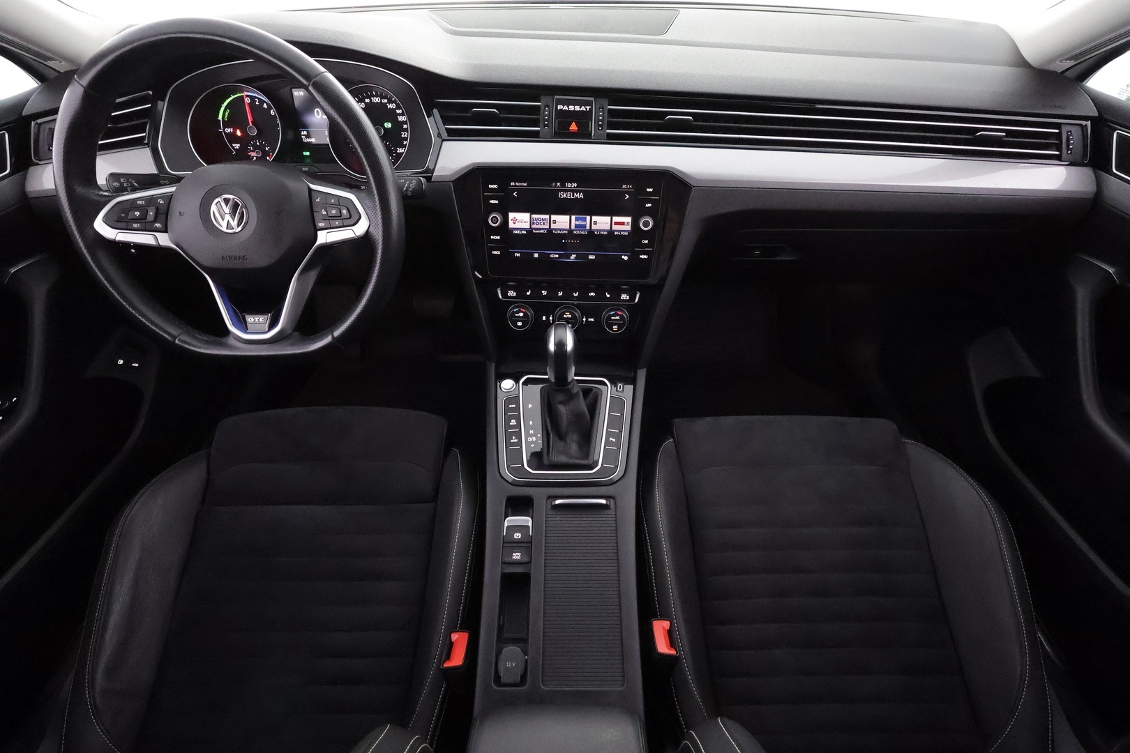 VOLKSWAGEN Passat 2020