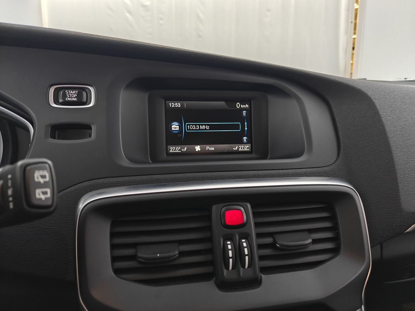 VOLVO V40 Cross Country 2015