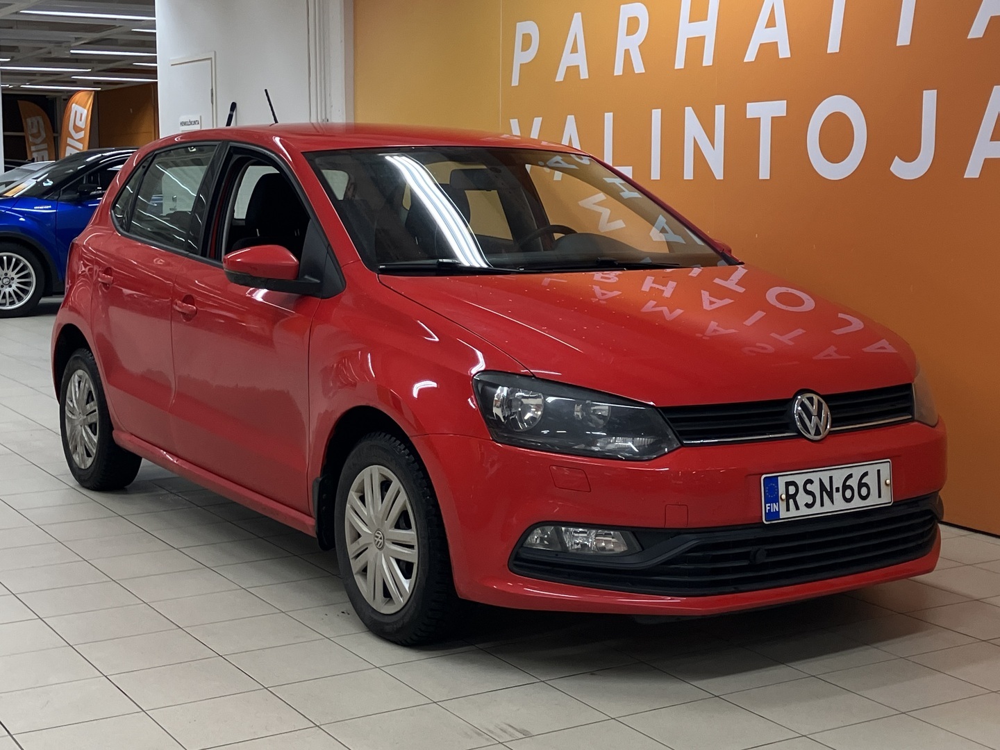 VOLKSWAGEN Polo 2016