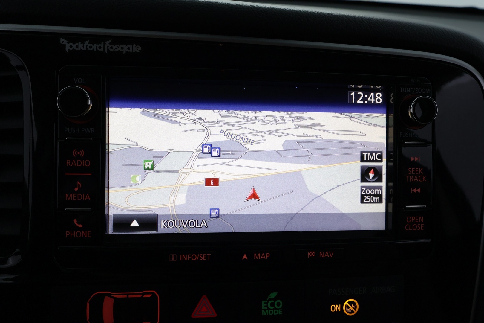 MITSUBISHI Outlander 2016