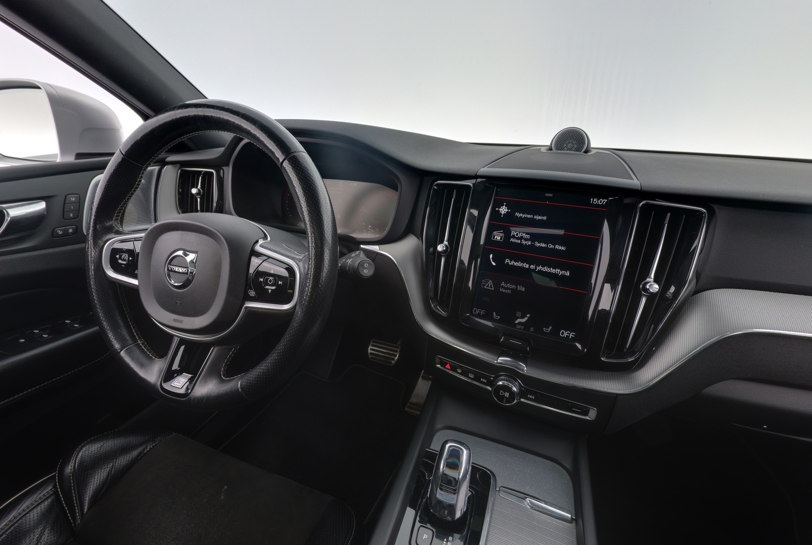 VOLVO XC60 2018