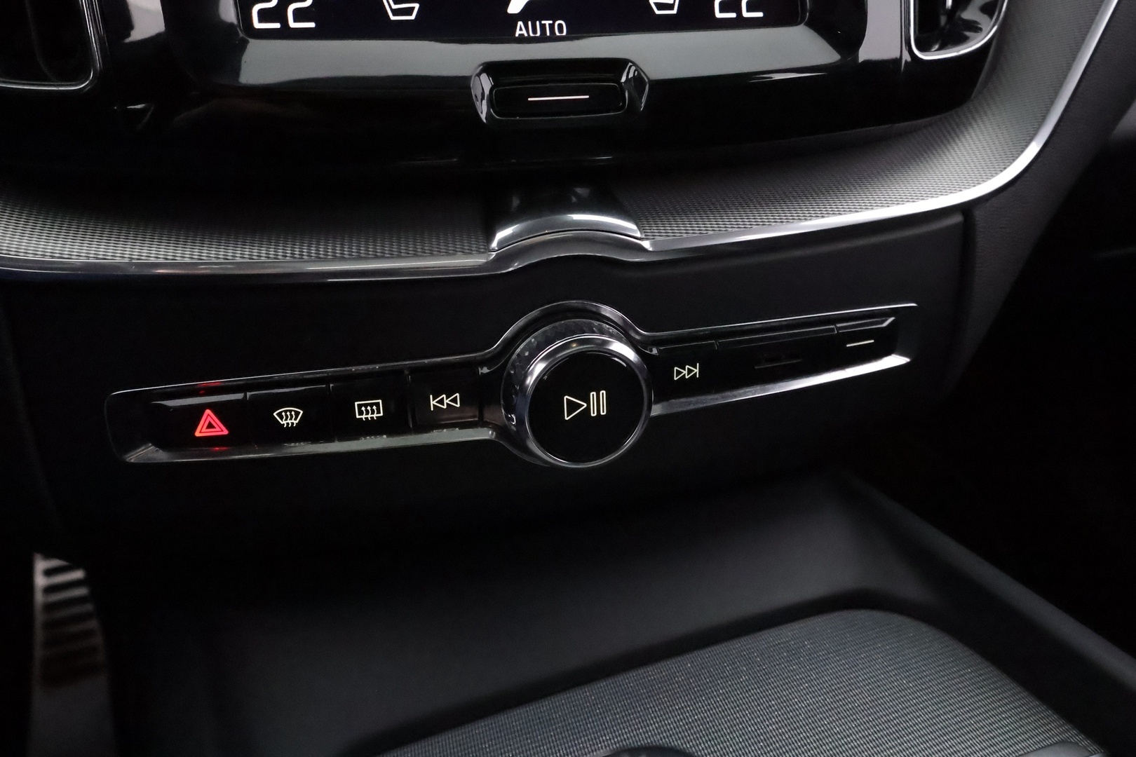 VOLVO XC60 2018