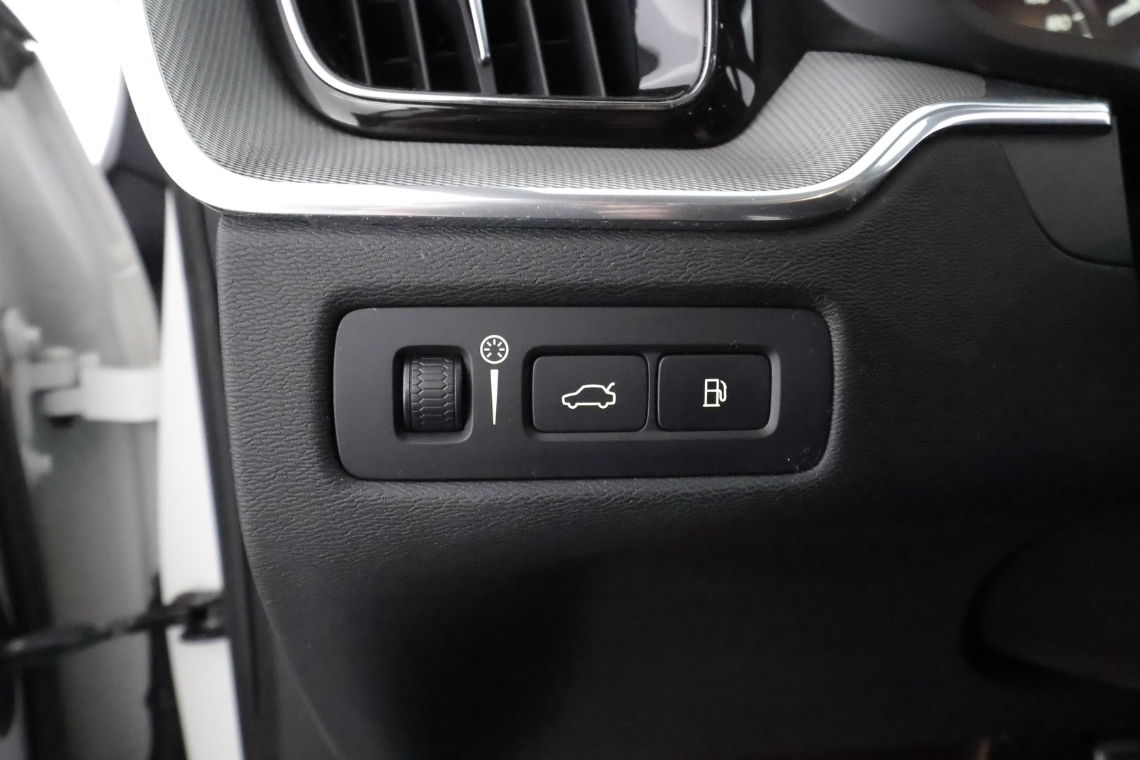 VOLVO XC60 2018