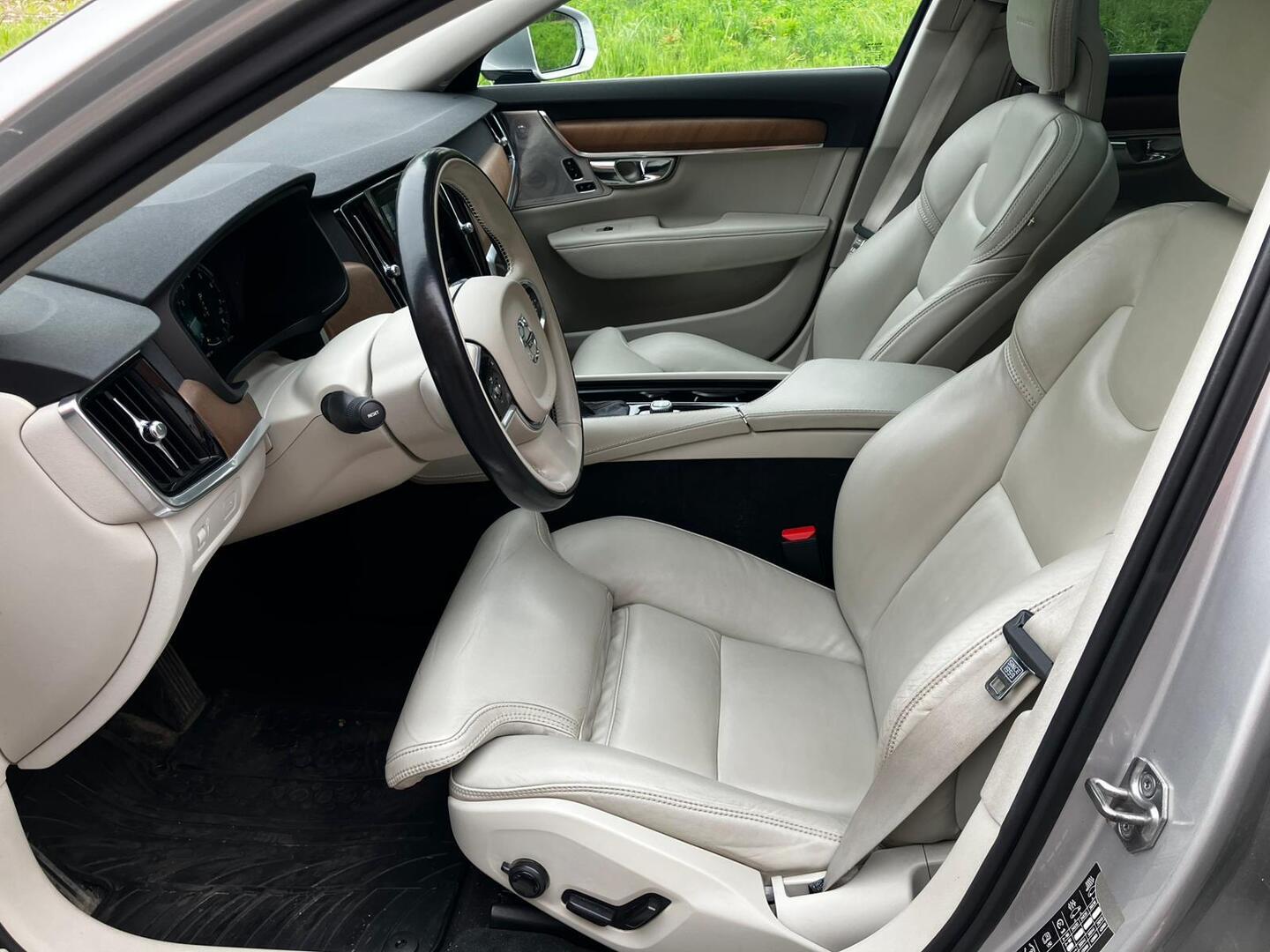 VOLVO V90 2017