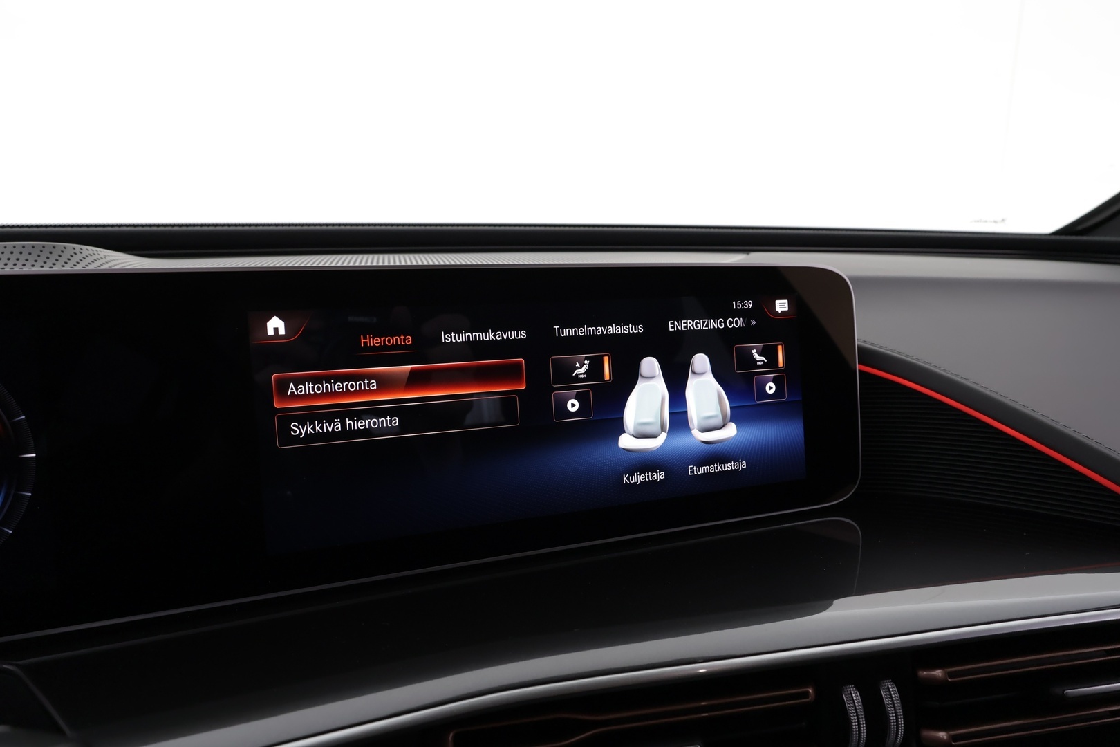 MERCEDES-BENZ EQC 2020