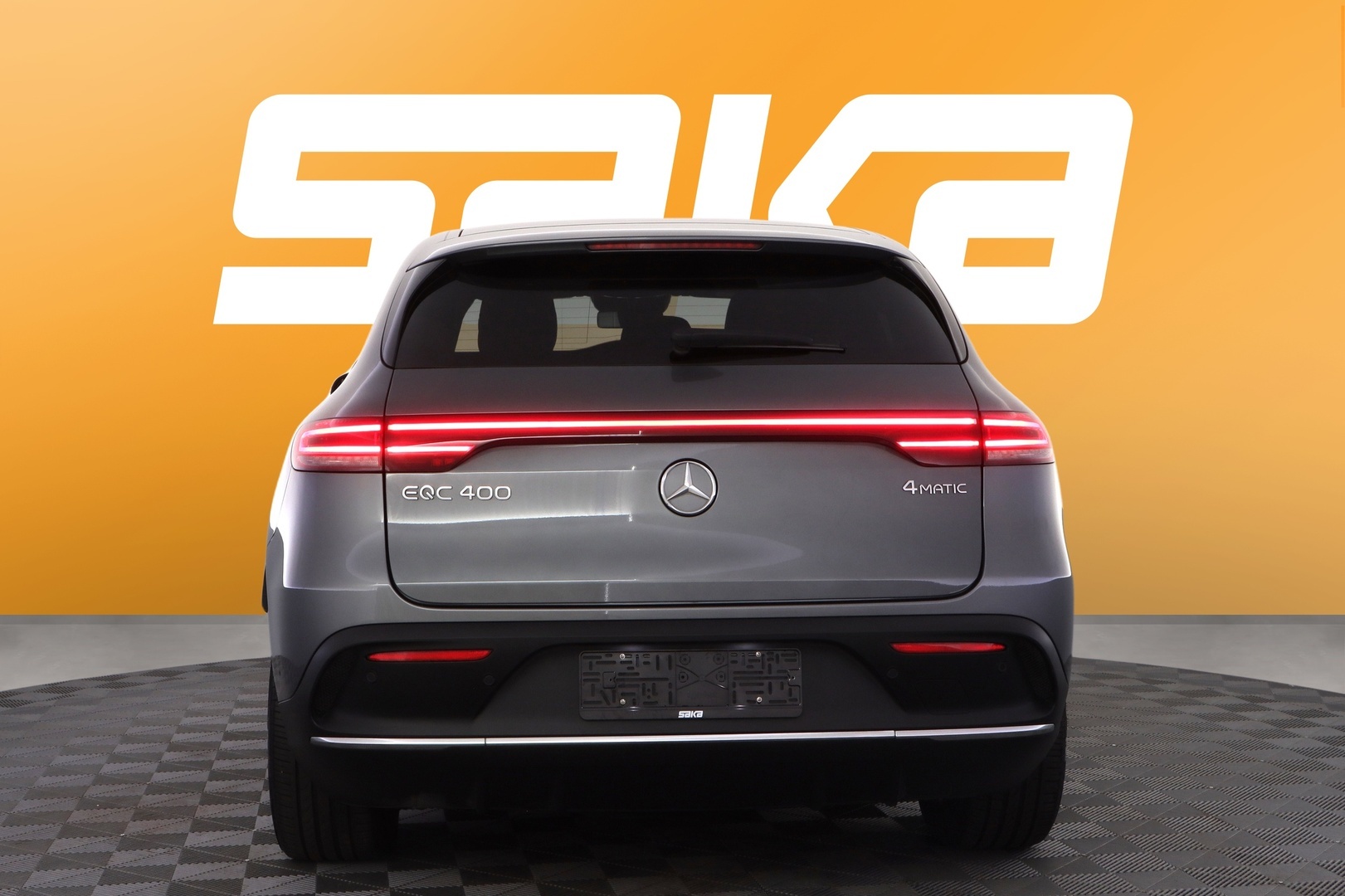 MERCEDES-BENZ EQC 2020