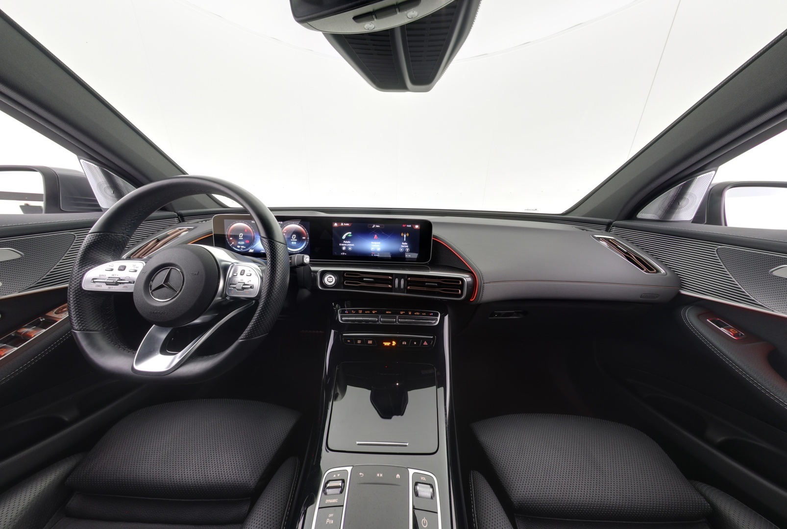 MERCEDES-BENZ EQC 2020