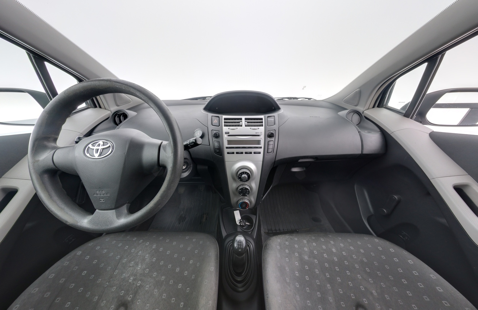 TOYOTA Yaris 2007