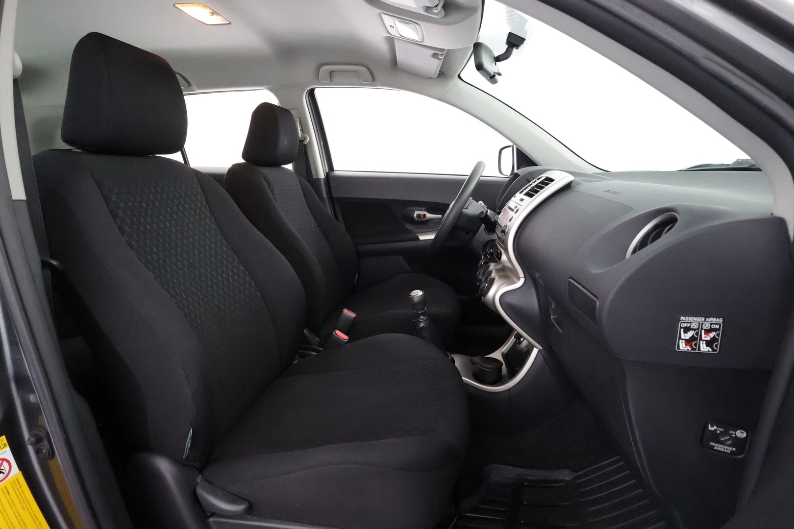 TOYOTA Urban Cruiser 2011