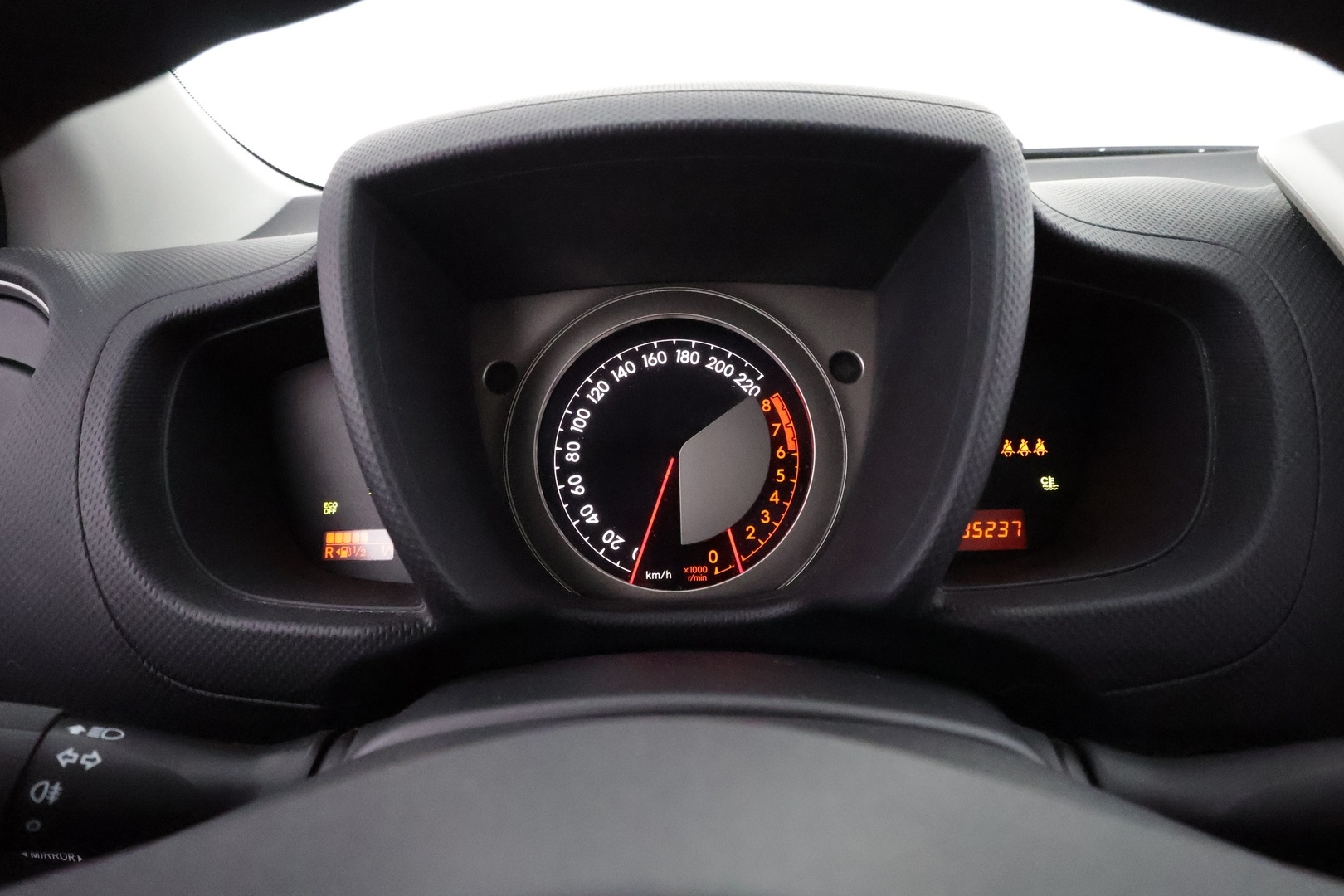 TOYOTA Urban Cruiser 2011