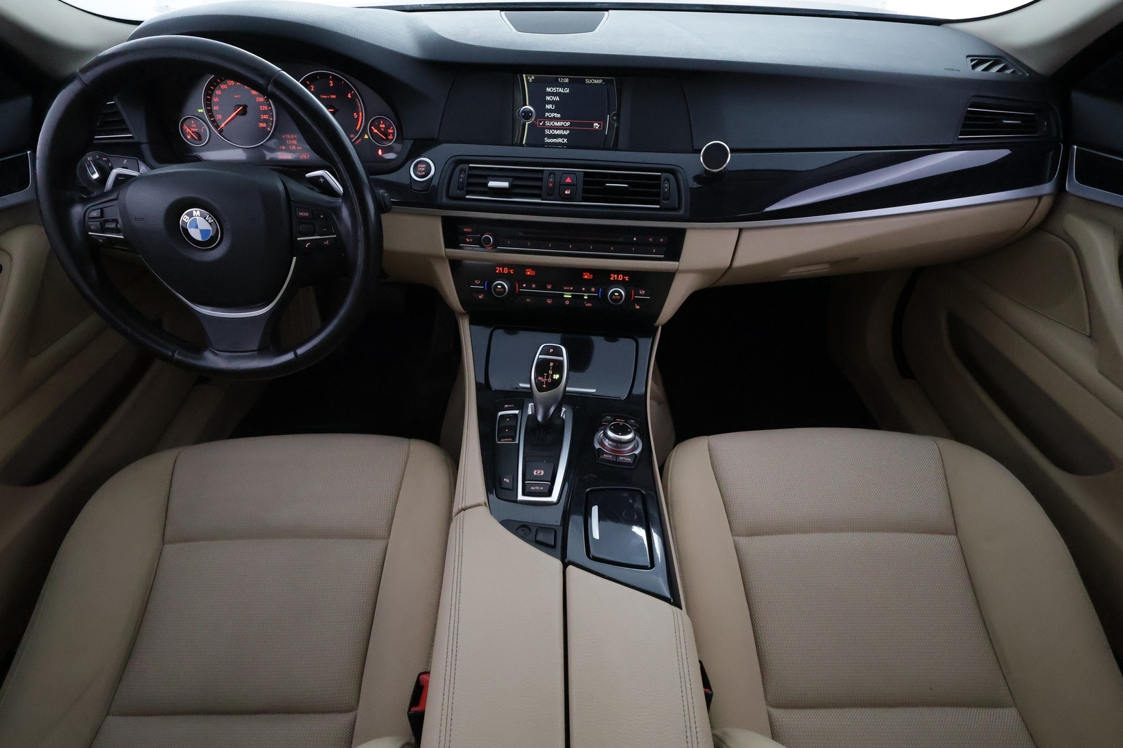BMW 520 2011