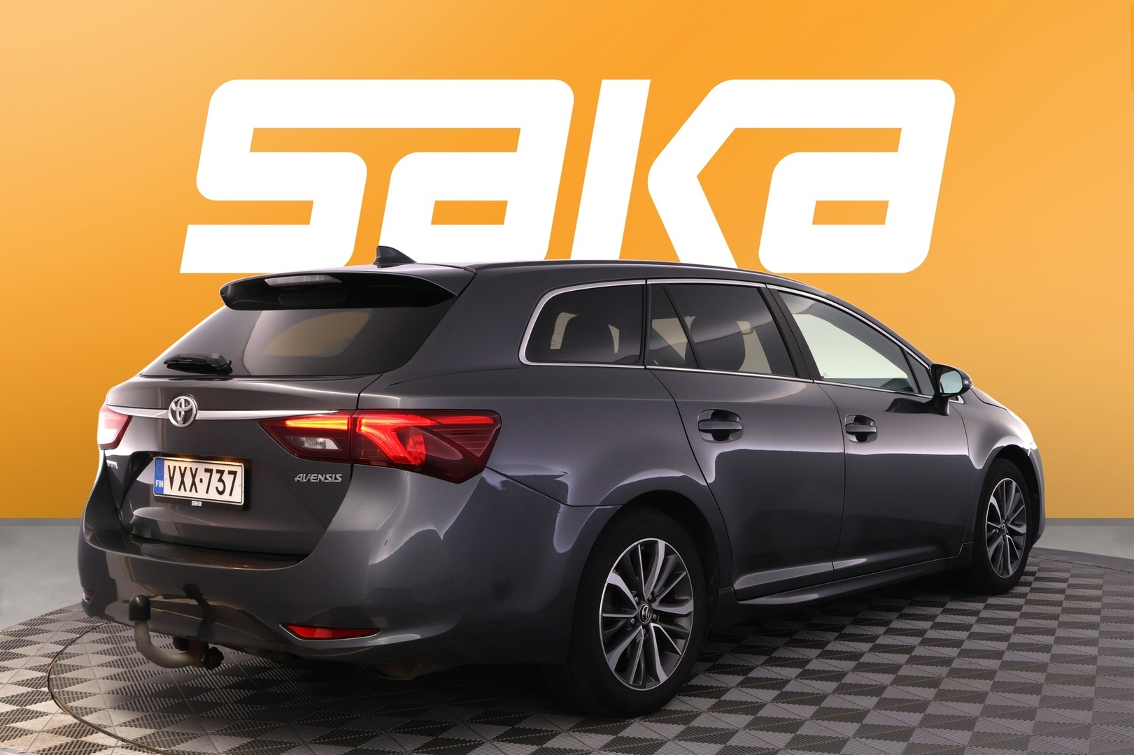 TOYOTA Avensis 2016