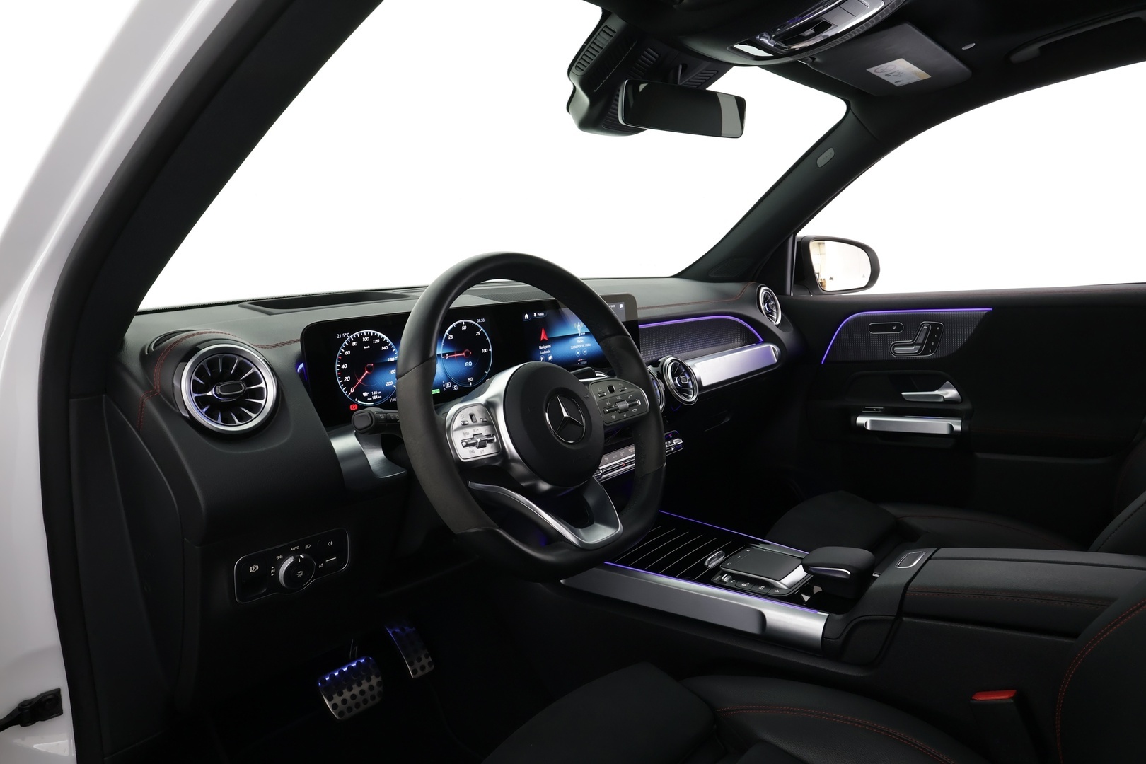 MERCEDES-BENZ EQB 2022