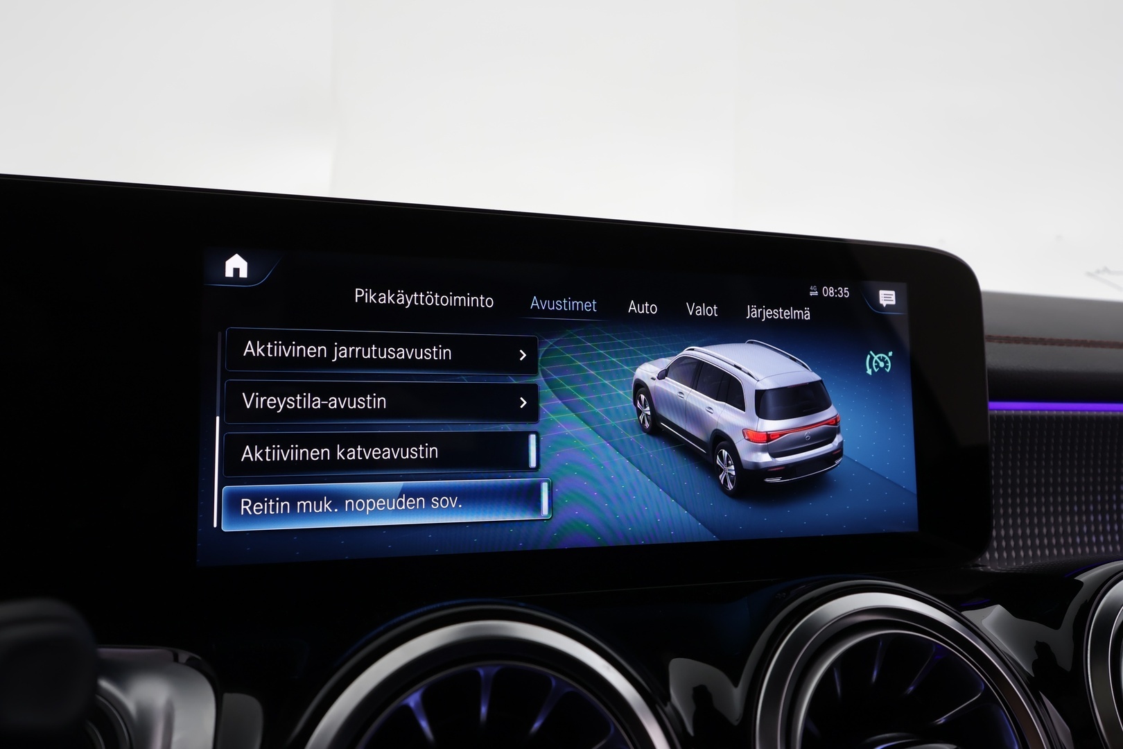 MERCEDES-BENZ EQB 2022