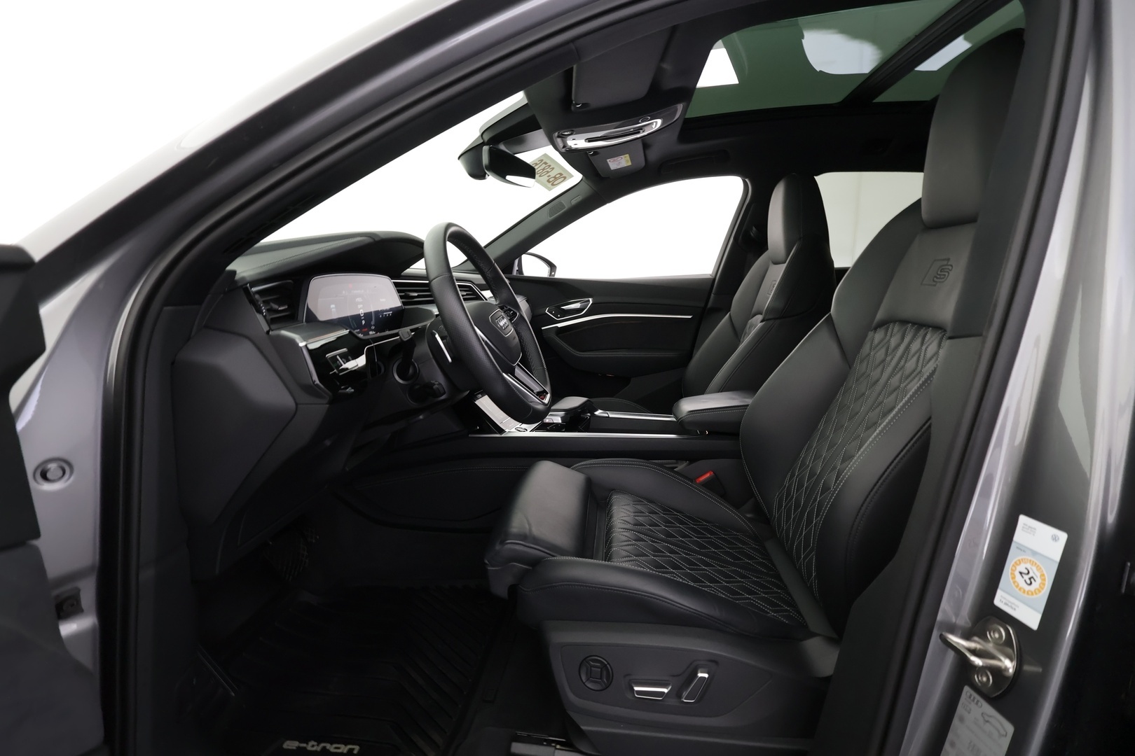 AUDI e-tron 2023