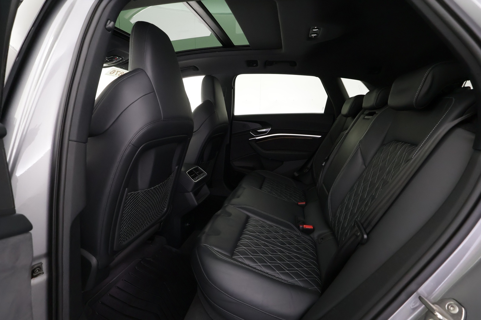 AUDI e-tron 2023