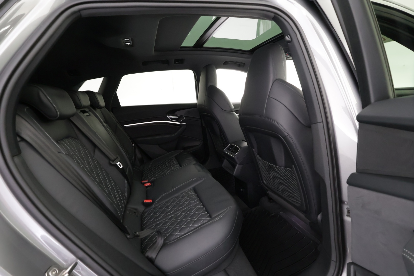 AUDI e-tron 2023