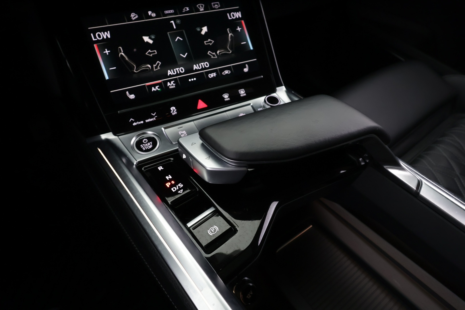 AUDI e-tron 2023