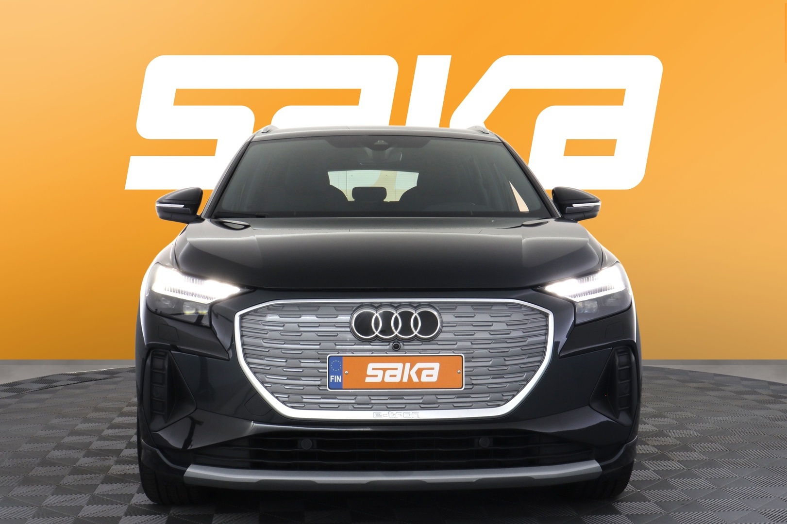 AUDI Q4 e-tron 2024