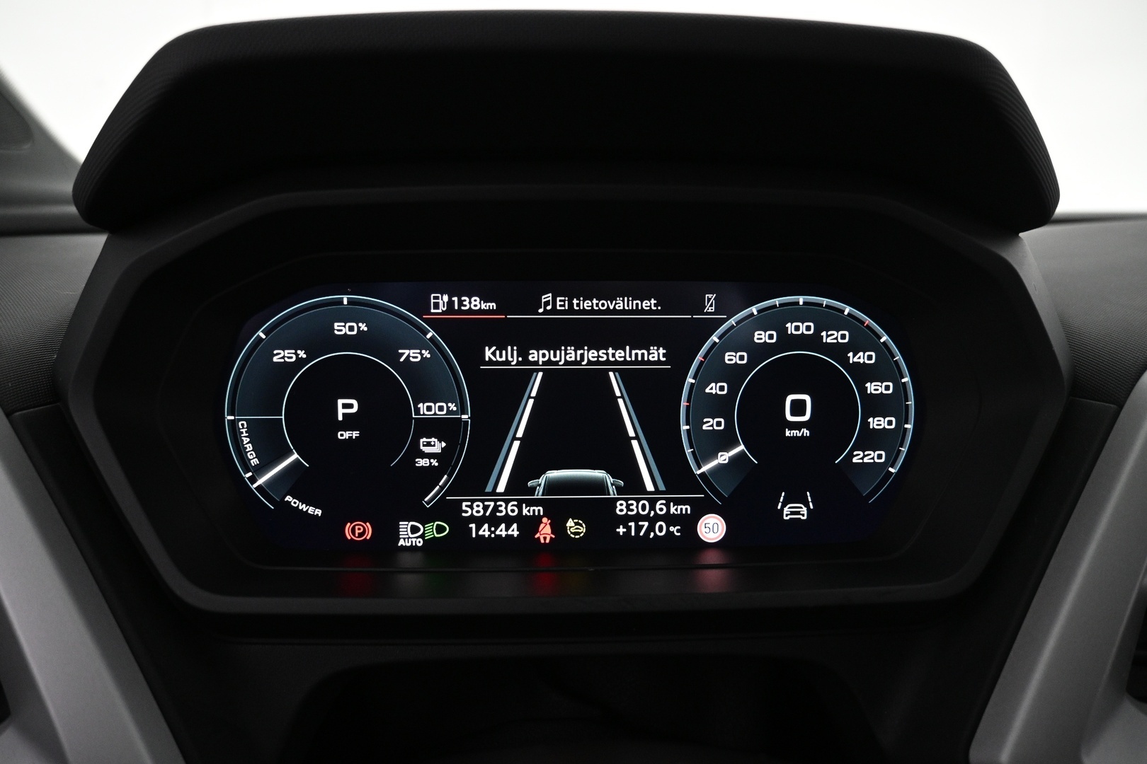 AUDI Q4 e-tron 2024