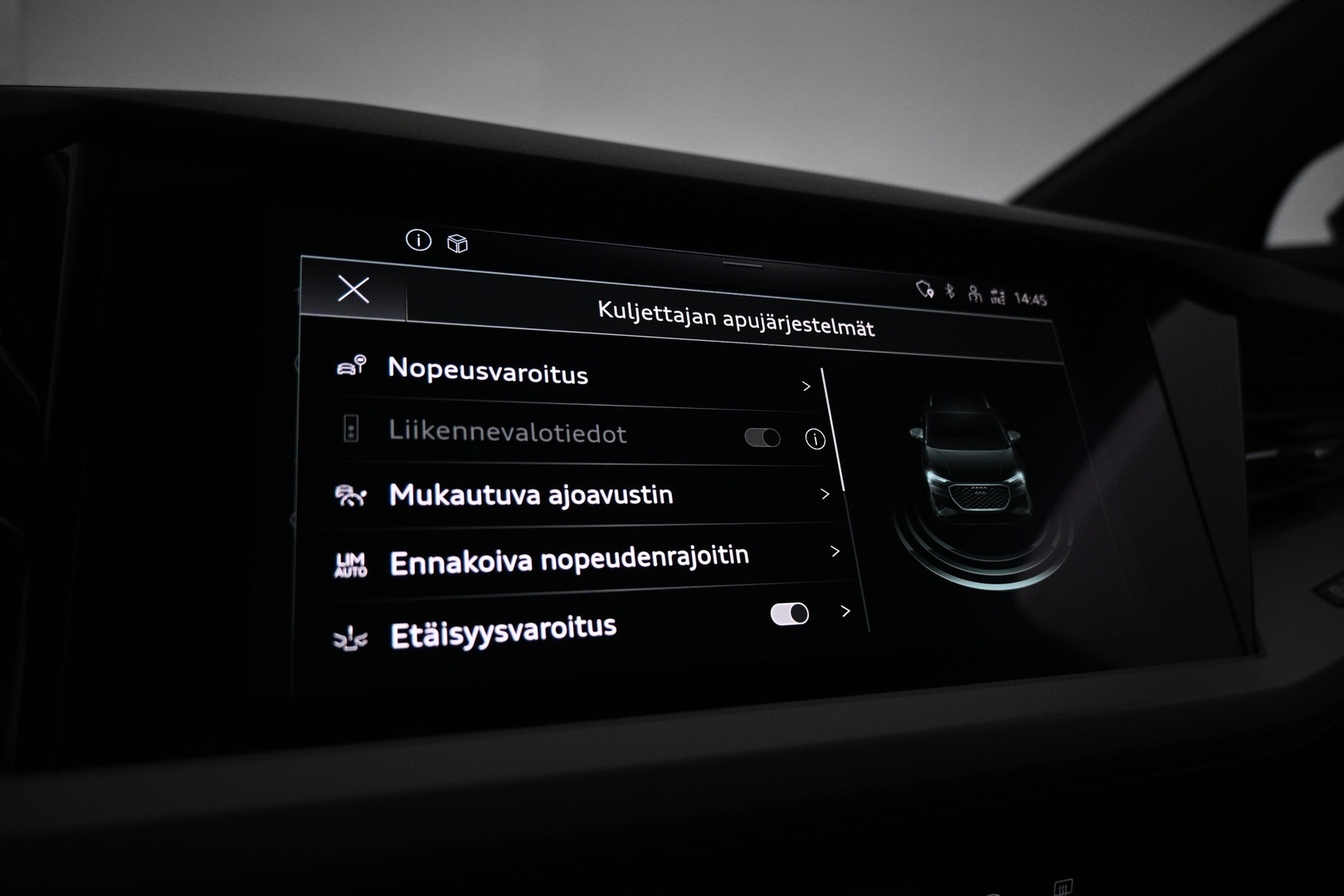 AUDI Q4 e-tron 2024