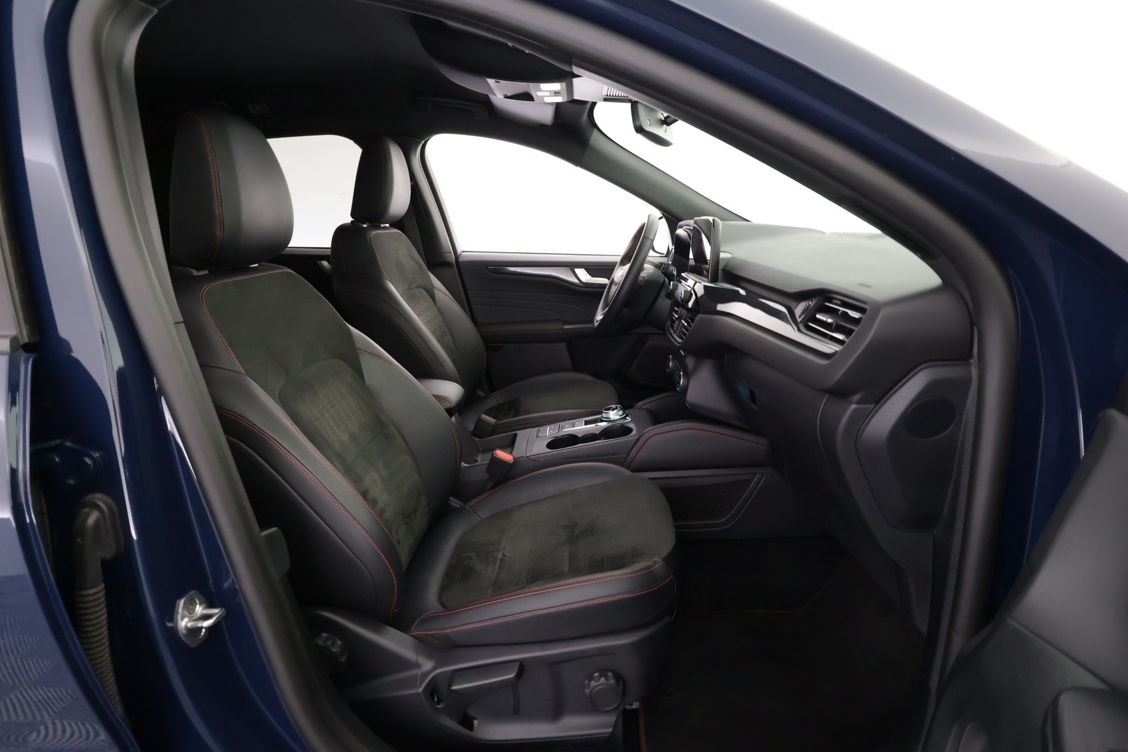 FORD Kuga 2023