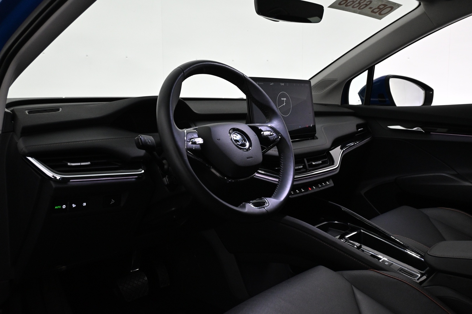 SKODA Enyaq 2023