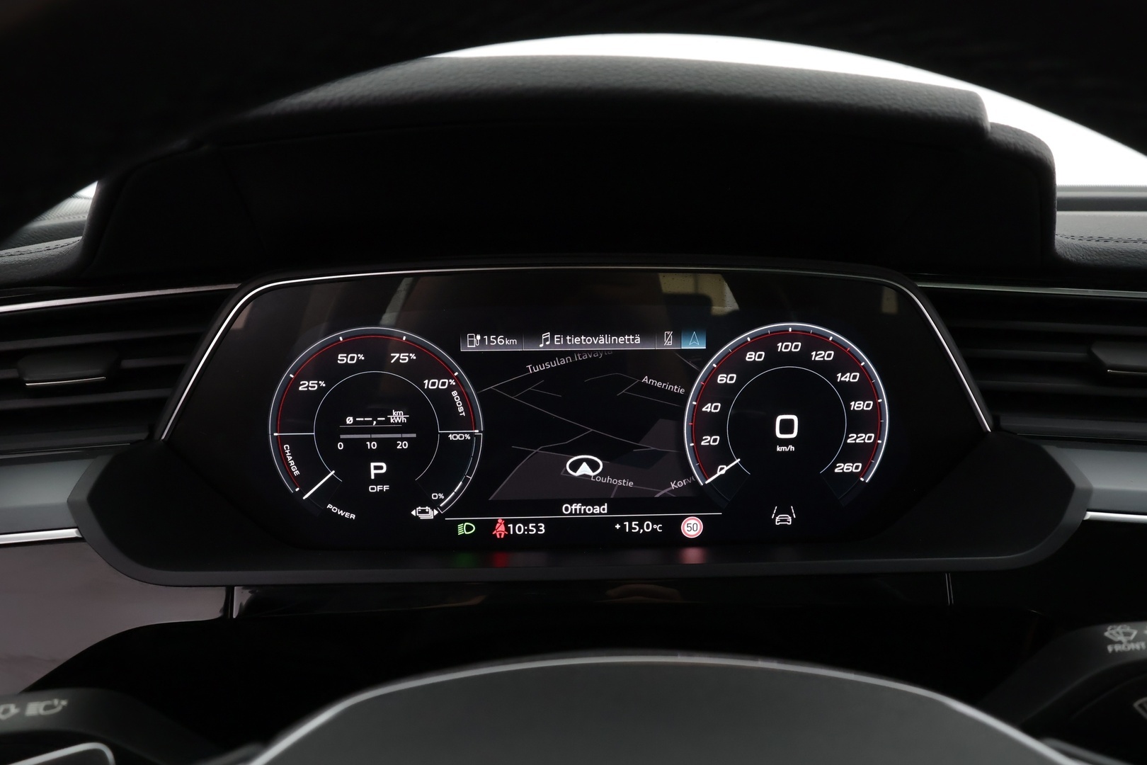 AUDI e-tron 2022