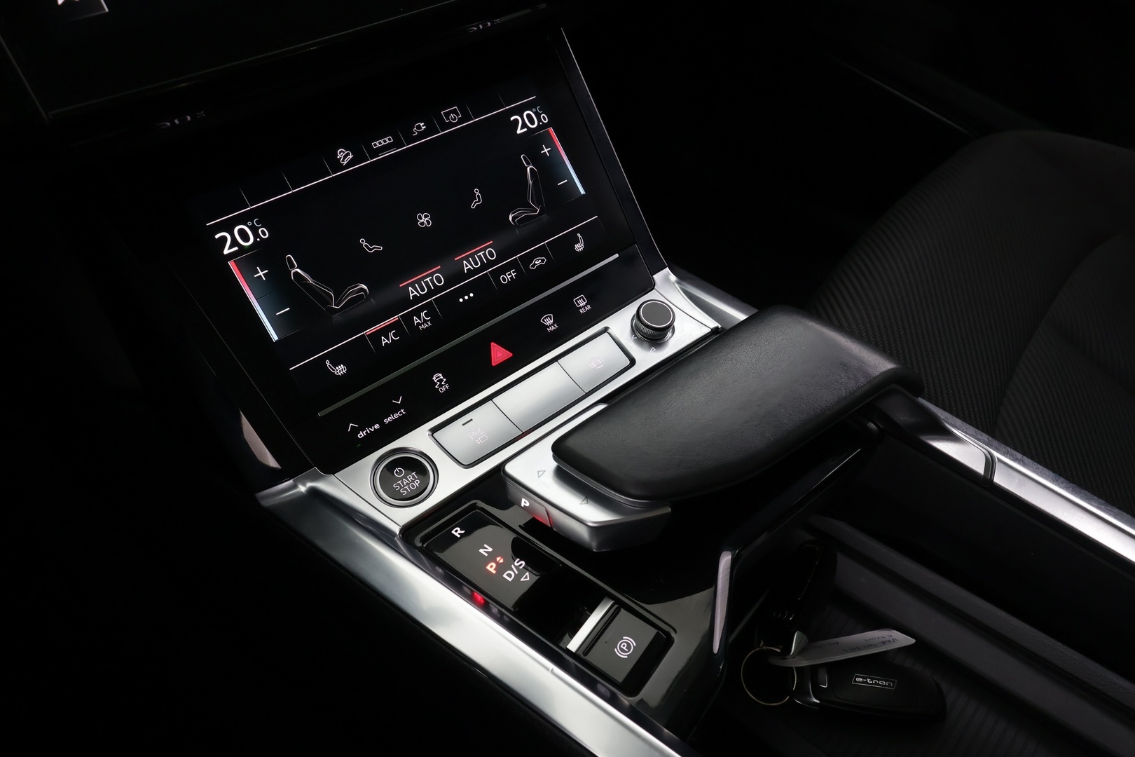 AUDI e-tron 2022