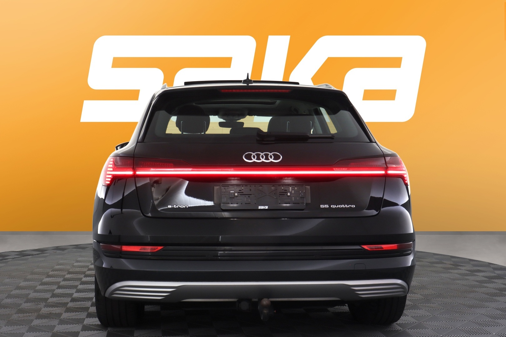 AUDI e-tron 2022
