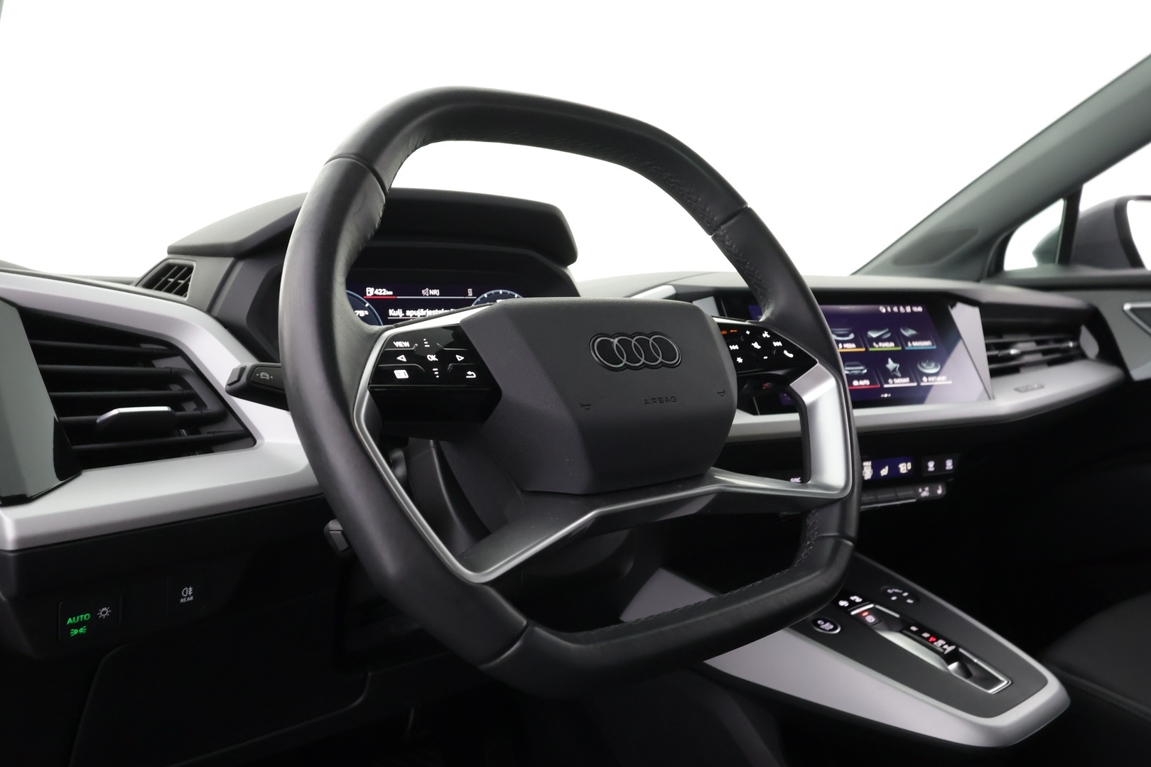 AUDI Q4 e-tron 2023