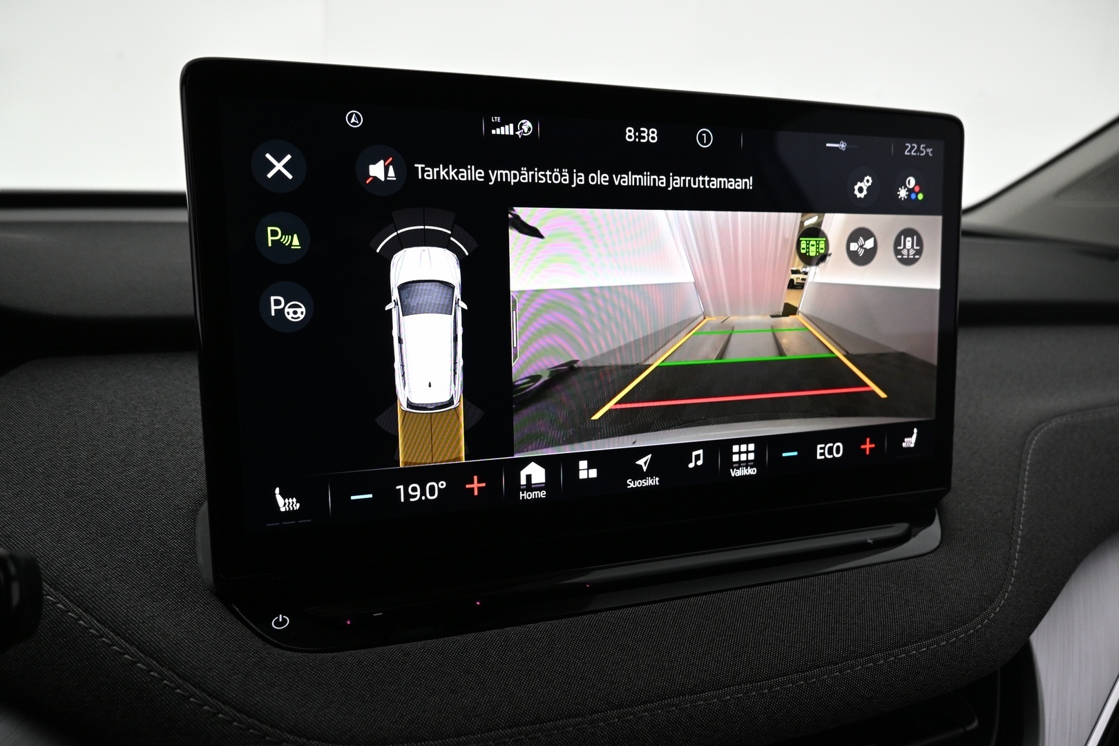 SKODA Enyaq 2022