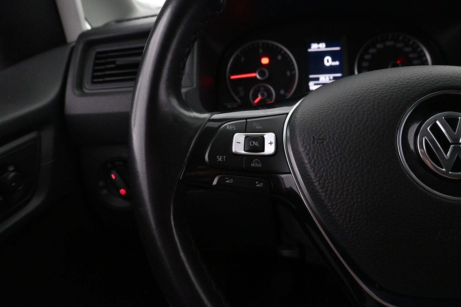 VOLKSWAGEN Caddy 2021