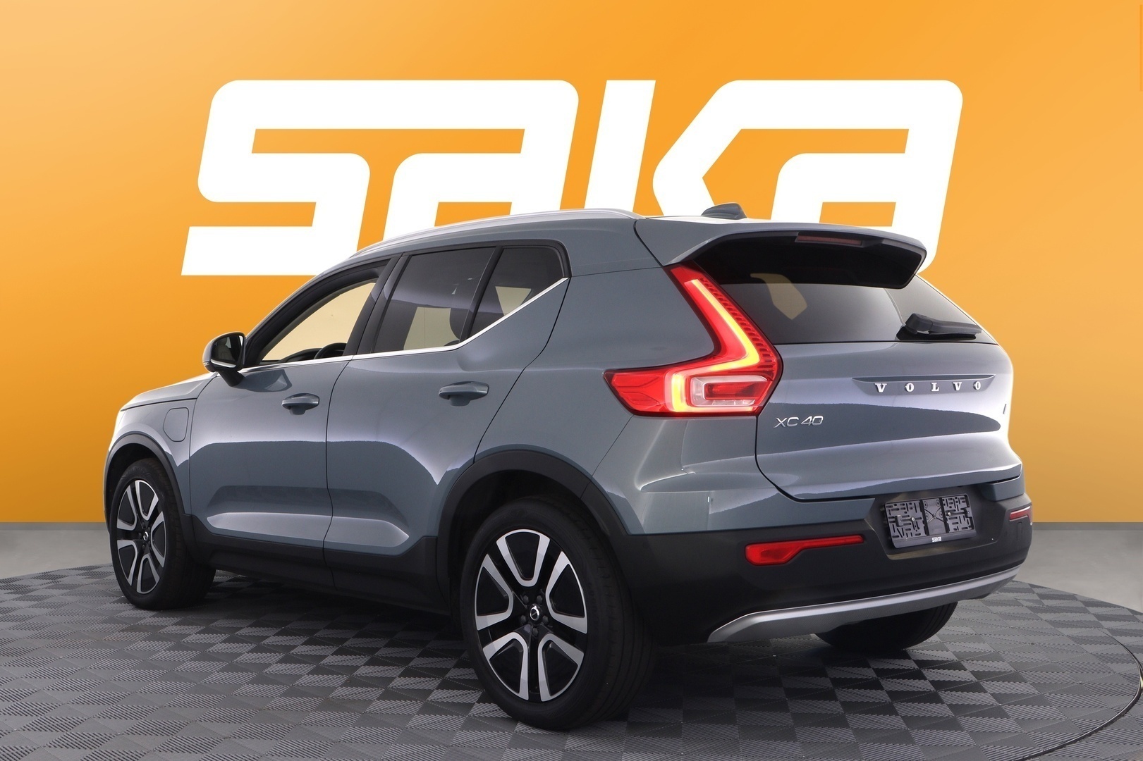 VOLVO XC40 2021