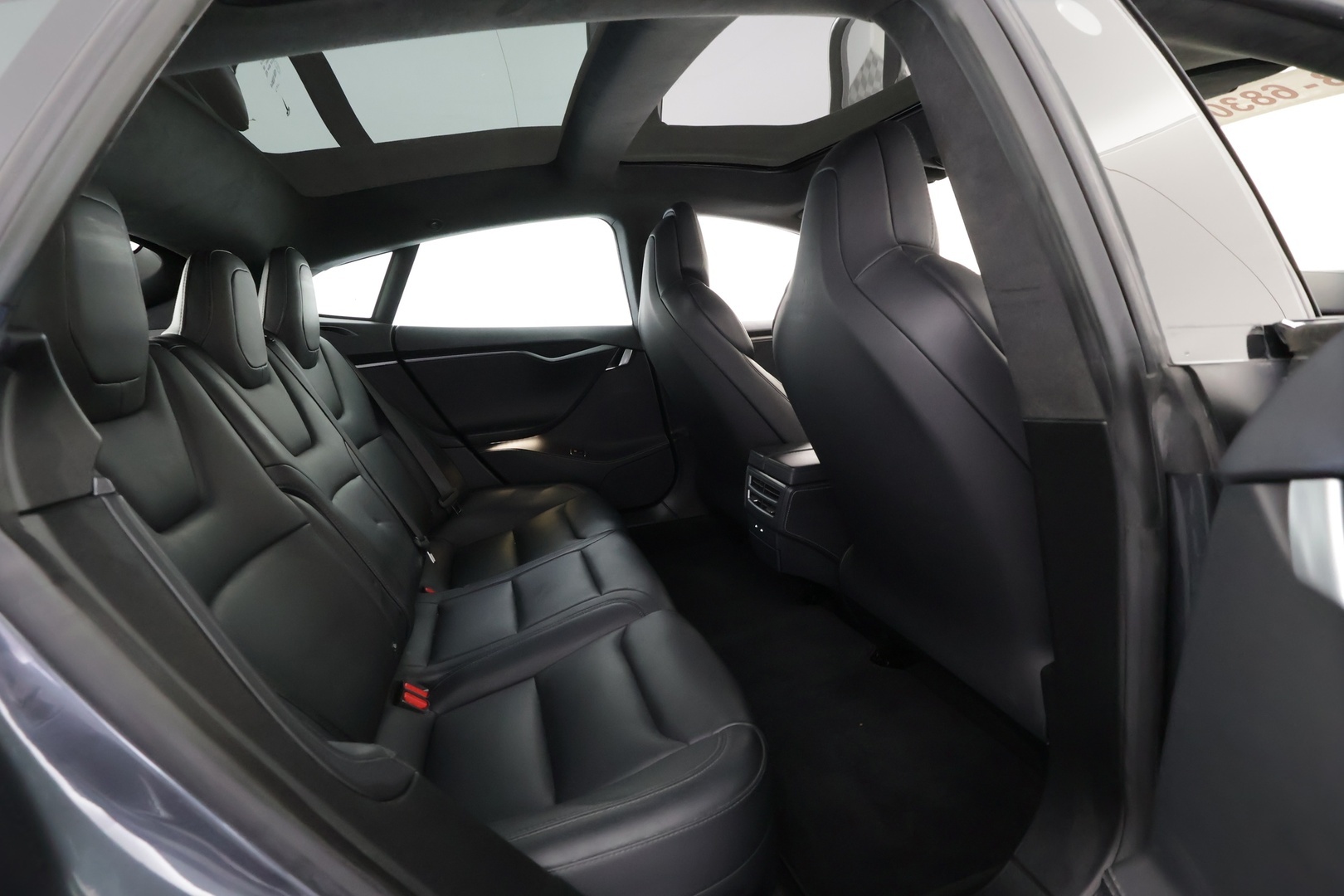 TESLA Model S 2019