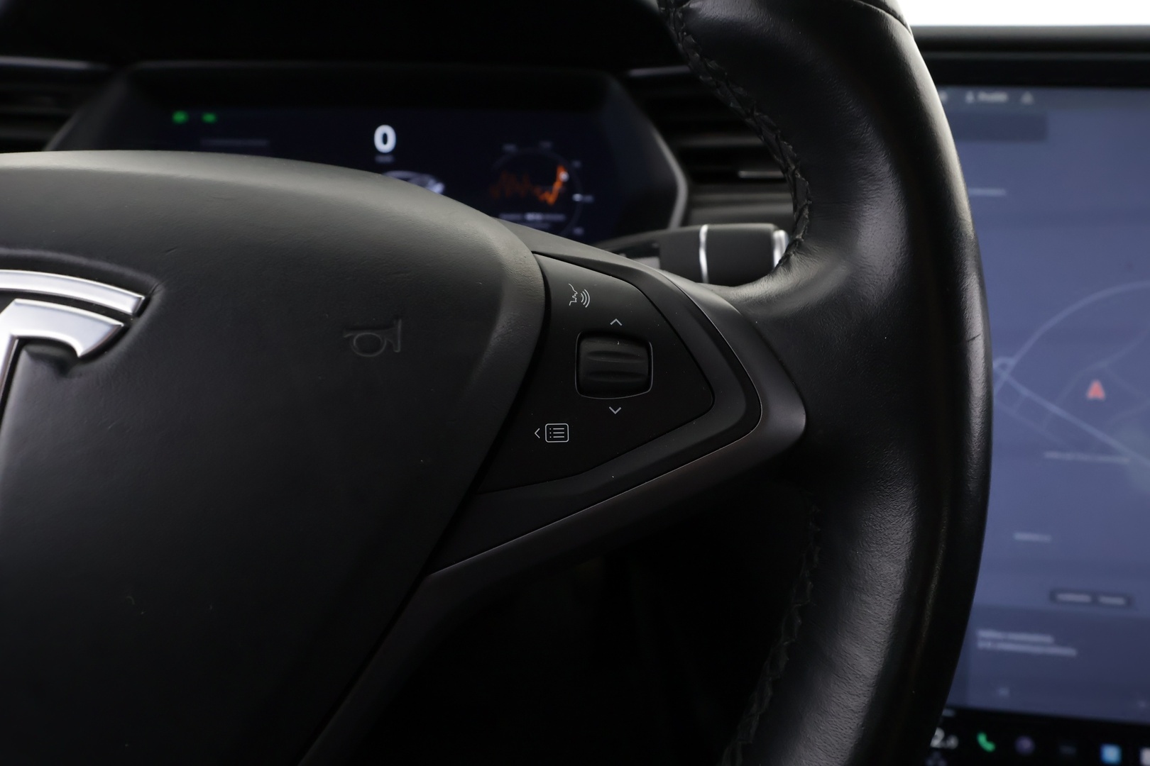 TESLA Model S 2019