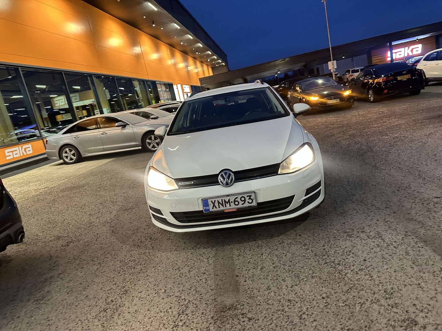 VOLKSWAGEN Golf 2016