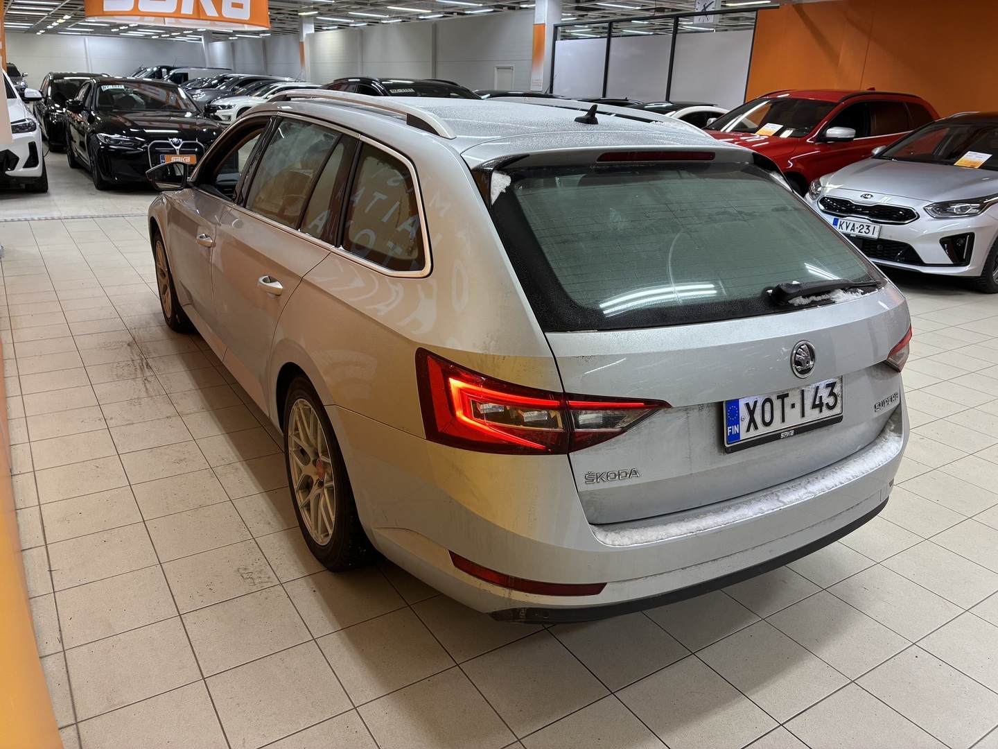 SKODA Superb 2016